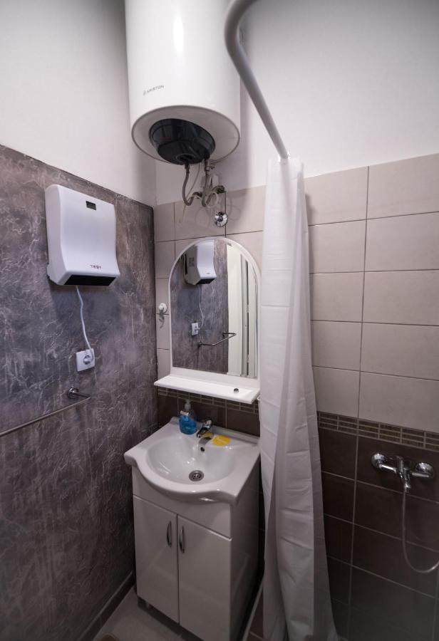 Hostel Evropa Nikšić Dış mekan fotoğraf