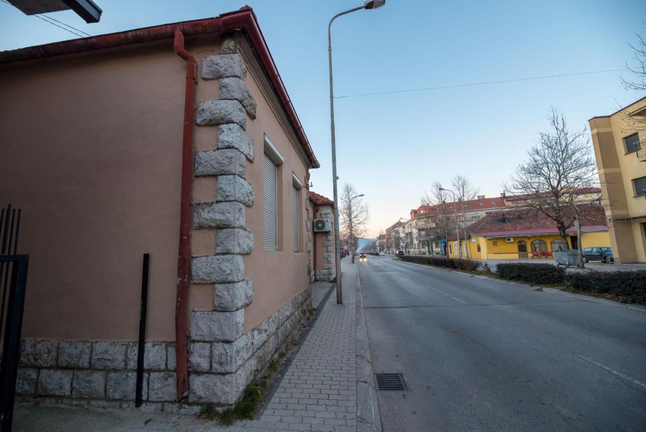 Hostel Evropa Nikšić Dış mekan fotoğraf