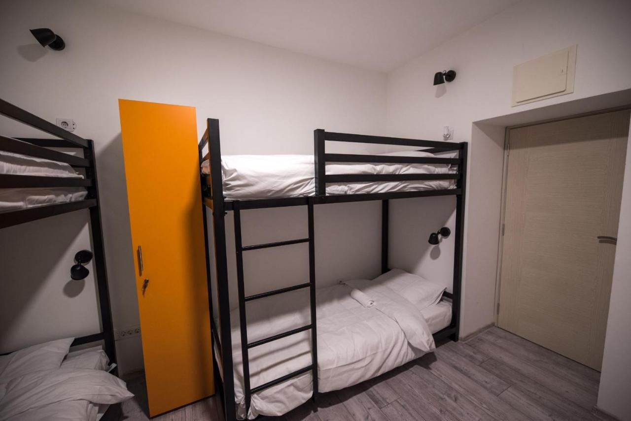 Hostel Evropa Nikšić Dış mekan fotoğraf