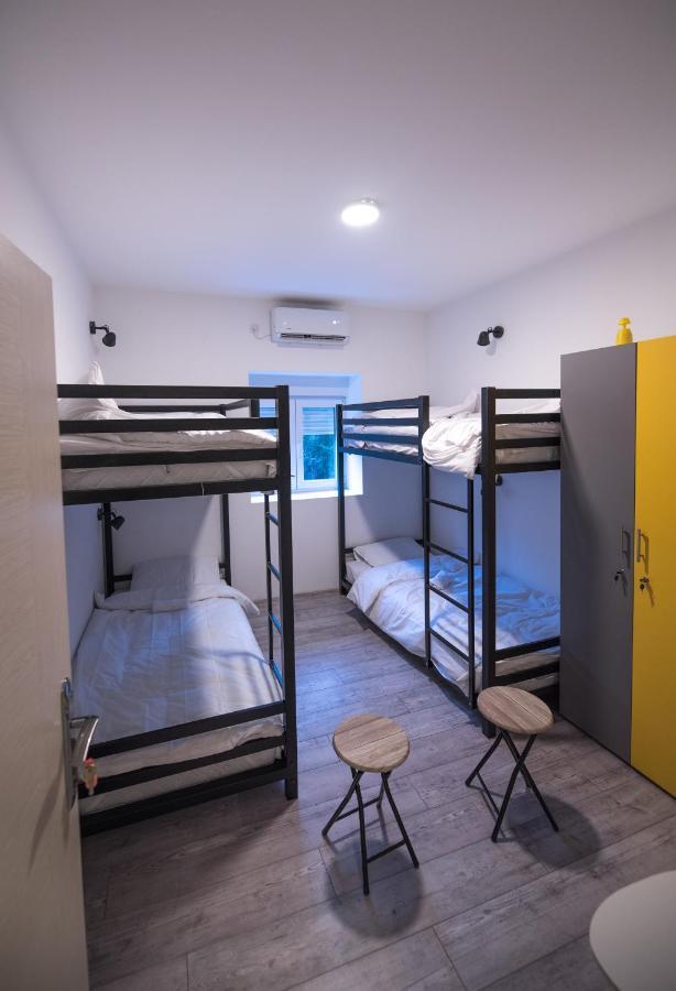 Hostel Evropa Nikšić Dış mekan fotoğraf
